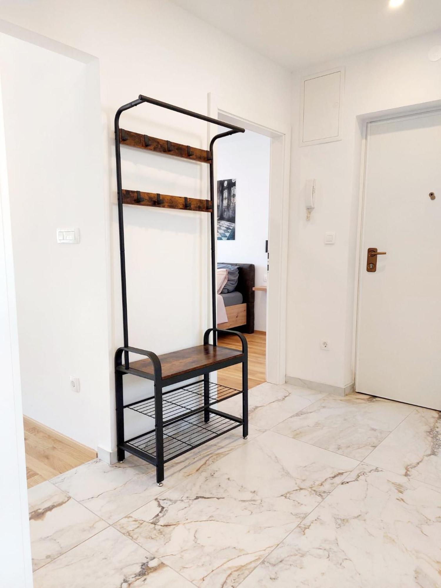 Comfort 2 Bedroom Apartment 10Min Walk From Center And Beach Split Eksteriør bilde